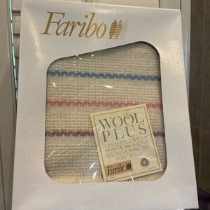 Faribo 50" x 60" White Wool Blend Afghan Throw‎ NEW IN BOX